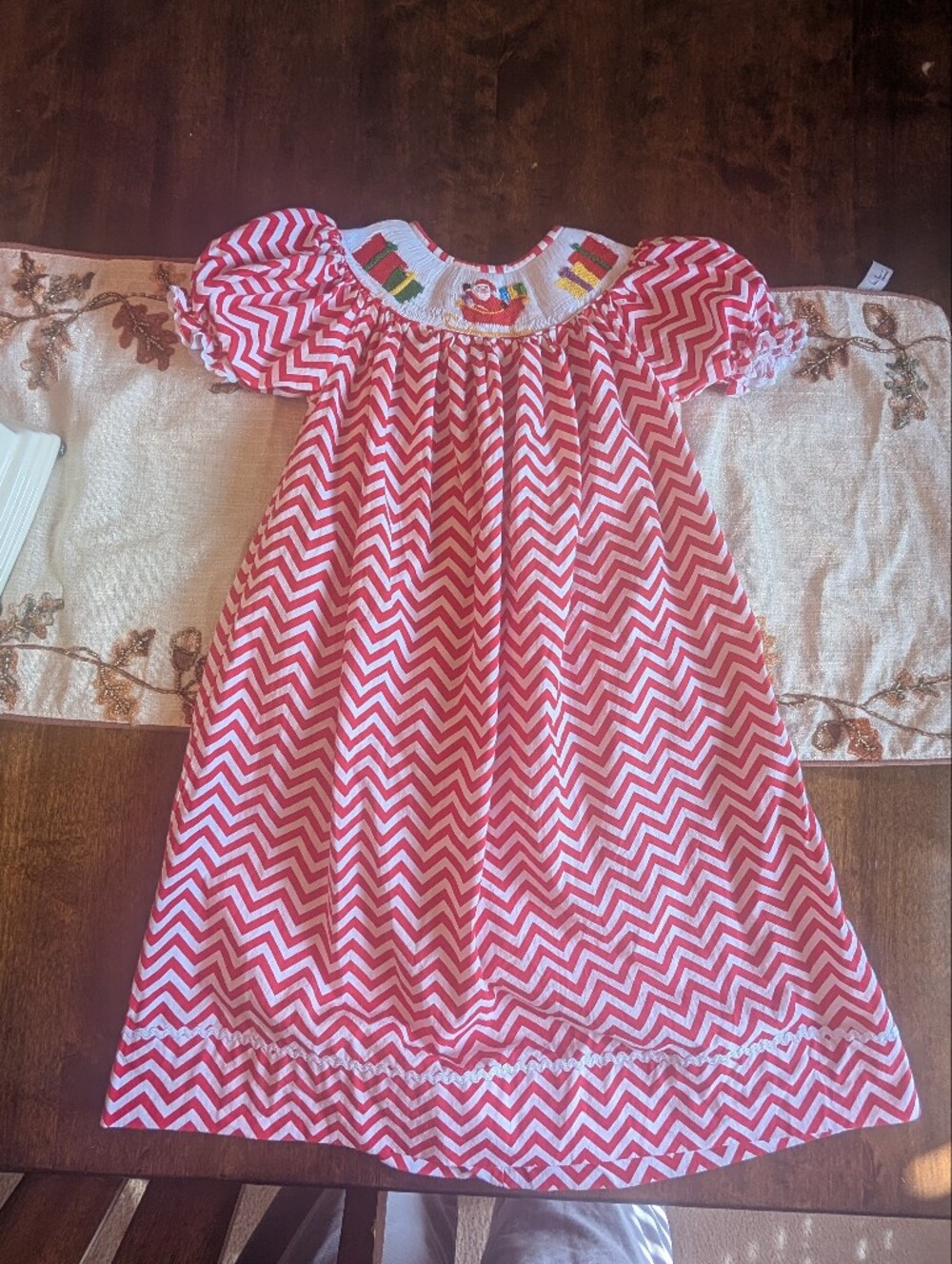 Holiday Hotels Christmas Red Chevron Smocked Dress/ Size 5
